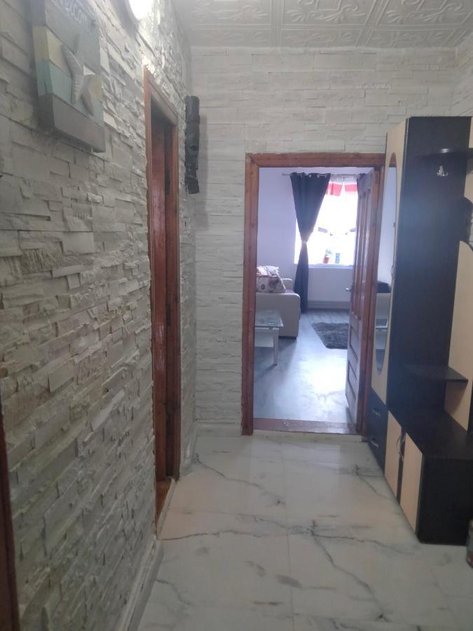 Apartament Geo Nehoiu Exteriér fotografie